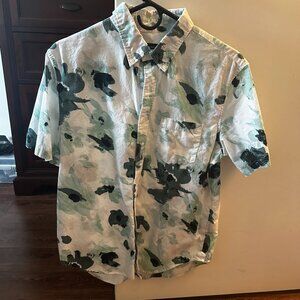 Club Monaco patterned short sleeve shirt